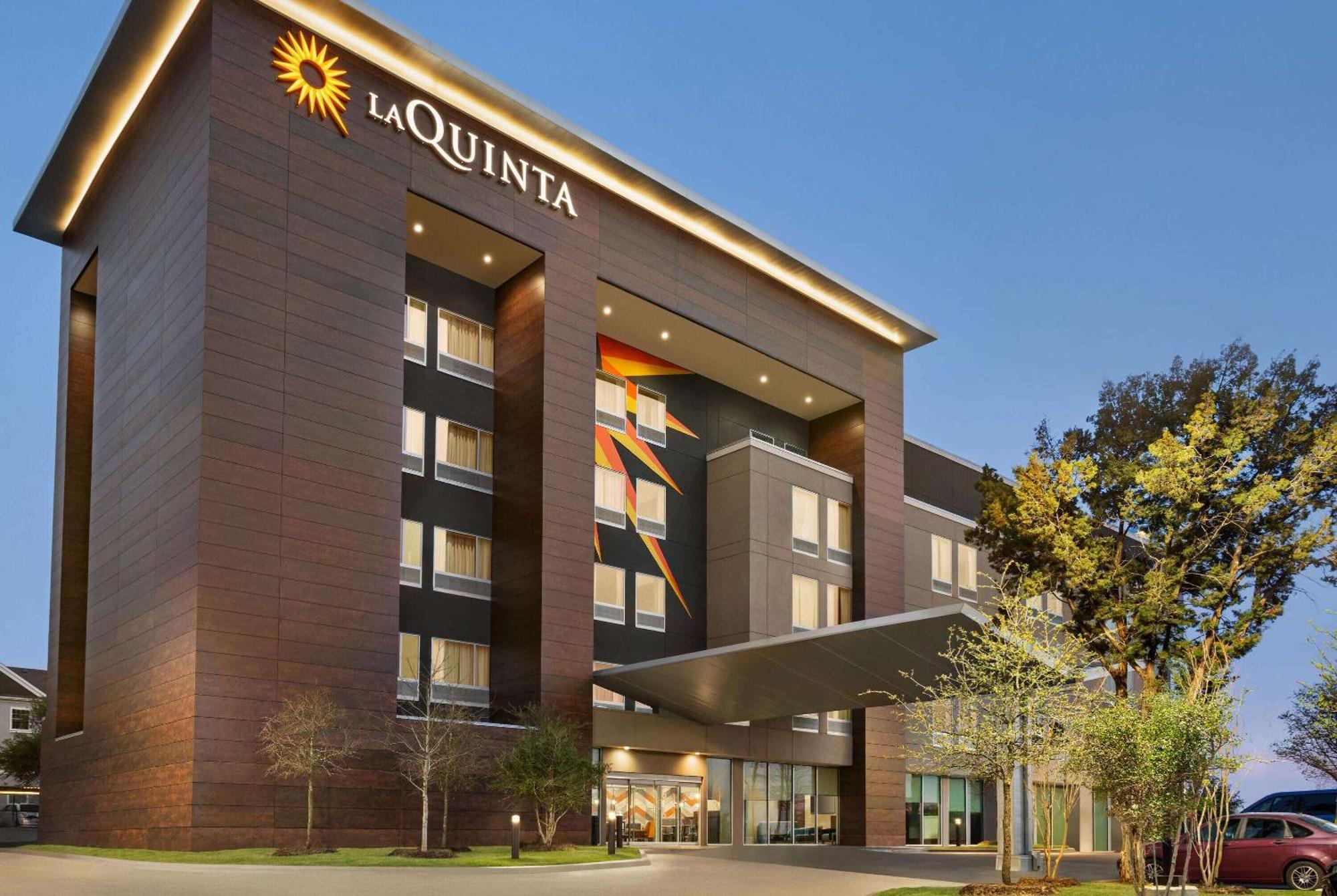 La Quinta Inn & Suites By Wyndham Austin South Esterno foto