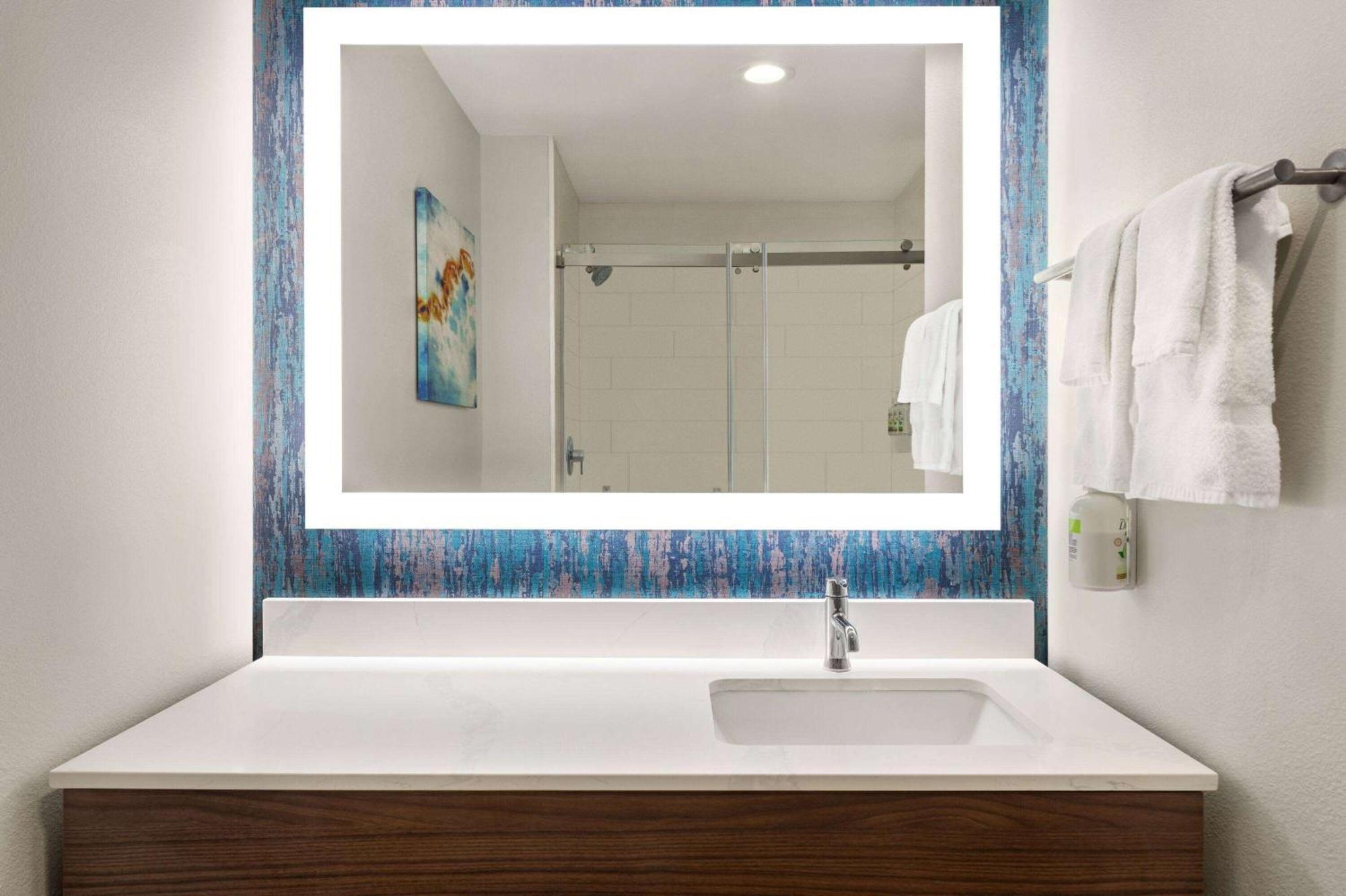 La Quinta Inn & Suites By Wyndham Austin South Esterno foto